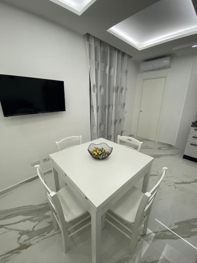 Villa White House à Naples Extérieur photo